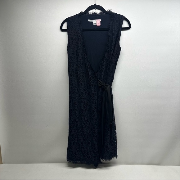 Diane Von Furstenberg Black Lace wrap Dress size 2 - Picture 3 of 10